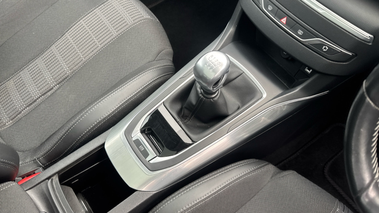 Peugeot 308 1.2 PureTech 130 Allure 5dr Petrol Hatchback